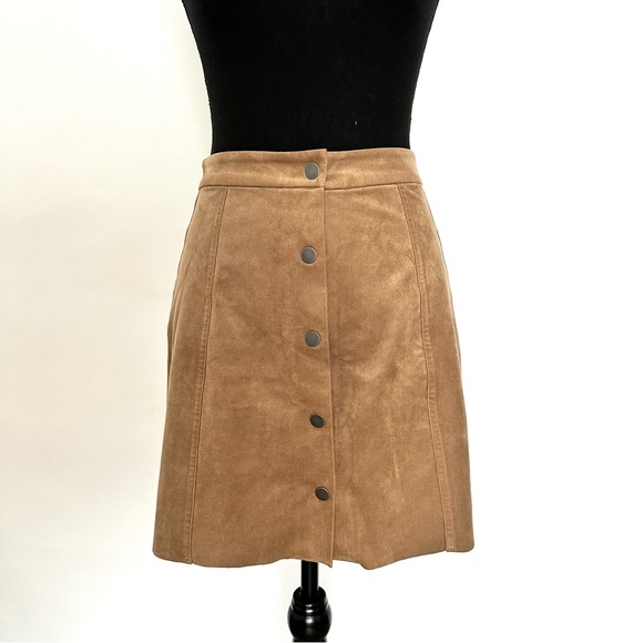 Sz 0 Aritzia WILFRED FREE Centinela Faux Suede Mini Skirt - Picture 1 of 5